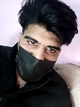 Snapshot of hotyyyyjonny chatting on December 17, 2025, 6:57 pm hotyyyyjonny online show from December 17, 2025, 6:57 pm