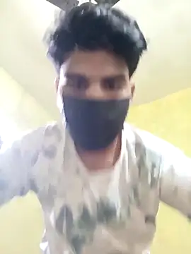 Snapshot of hotyyyyjonny chatting on December 20, 2025, 5:10 am hotyyyyjonny online show from December 20, 2025, 5:10 am