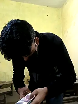 Snapshot of hotyyyyjonny chatting on December 15, 2025, 6:52 am hotyyyyjonny online show from December 15, 2025, 6:52 am