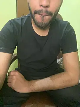 Snapshot of hotyyyyjonny chatting on April 9, 2026, 6:19 am hotyyyyjonny online show from April 9, 2026, 6:19 am