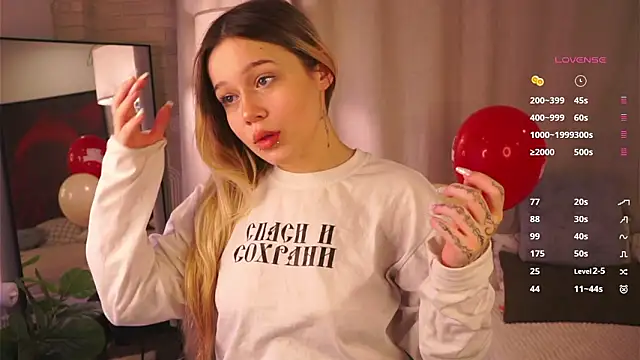 Snapshot of Love_audirs6 chatting on March 3, 2026, 1:07 pm Love audirs6 online show from March 3, 2026, 1:07 pm