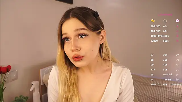 Snapshot of Love_audirs6 chatting on April 12, 2026, 12:08 pm Love audirs6 online show from April 12, 2026, 12:08 pm