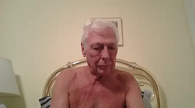 Snapshot of capttp chatting on February 6, 2025, 3:37 am capttp online show from February 6, 2025, 3:37 am