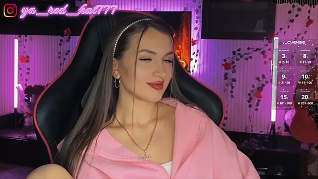 Snapshot of -RED_HAT- chatting on March 28, 2026, 5:47 pm -RED HAT- online show from March 28, 2026, 5:47 pm