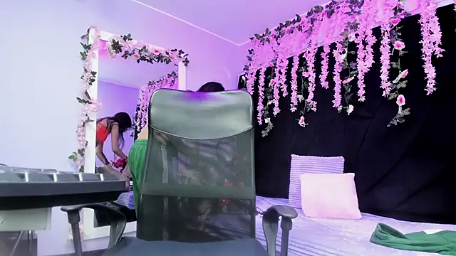 Snapshot of Noah_Jonhs chatting on December 3, 2025, 12:26 pm Noah Jonhs online show from December 3, 2025, 12:26 pm