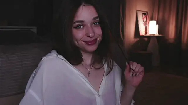 Snapshot of yoyogirlx chatting on May 3, 2026, 1:58 pm yoyogirlx online show from May 3, 2026, 1:58 pm