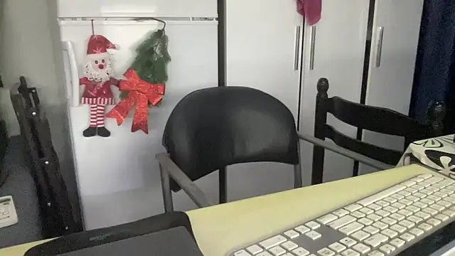 coach-karl online show from December 5, 2025, 1:10 pm