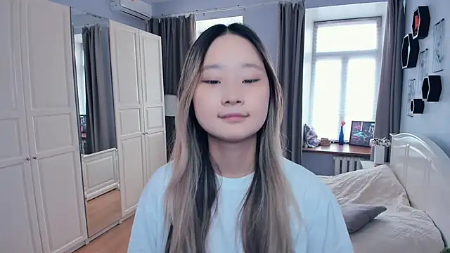 Snapshot of JadaShires chatting on November 16, 2025, 9:36 am JadaShires online show from November 16, 2025, 9:36 am