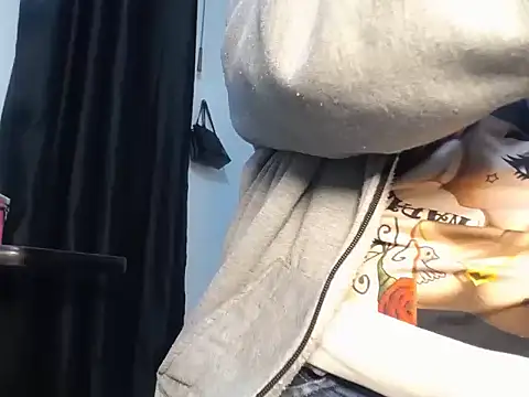 Snapshot of Tiff_Dirty69 chatting on January 5, 2026, 9:51 pm Tiff Dirty69 online show from January 5, 2026, 9:51 pm