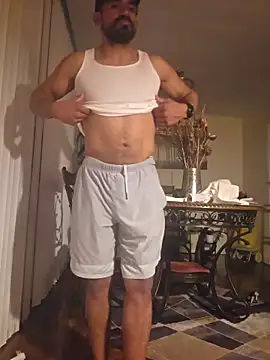 piggylatino online show from April 11, 2026, 5:59 am