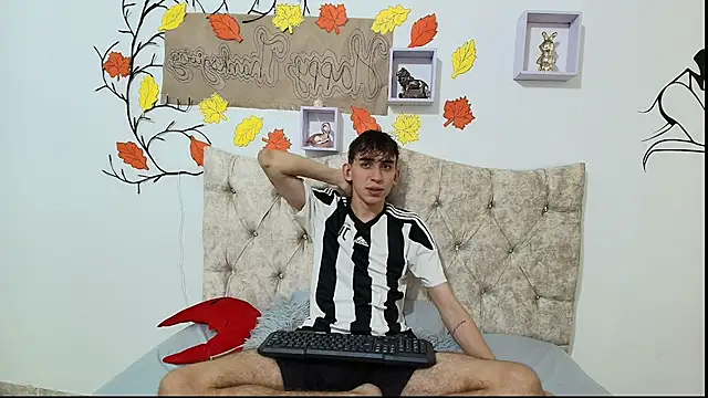 Snapshot of TerryGrace chatting on November 29, 2025, 8:20 pm TerryGrace online show from November 29, 2025, 8:20 pm