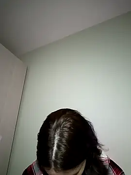 Snapshot of v_crizis324 chatting on February 9, 2026, 4:38 pm v crizis324 online show from February 9, 2026, 4:38 pm