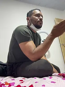 marssoldier14 online show from November 25, 2025, 10:21 pm