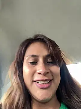 valeria absurdah online show from February 10, 2026, 7:35 pm