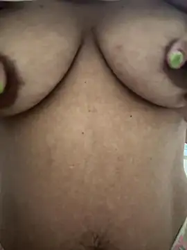 gypsylalaa online show from November 11, 2025, 10:15 pm