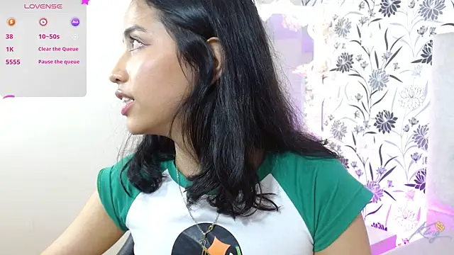 Snapshot of Joselyn_tay chatting on March 30, 2026, 3:35 pm Joselyn tay online show from March 30, 2026, 3:35 pm