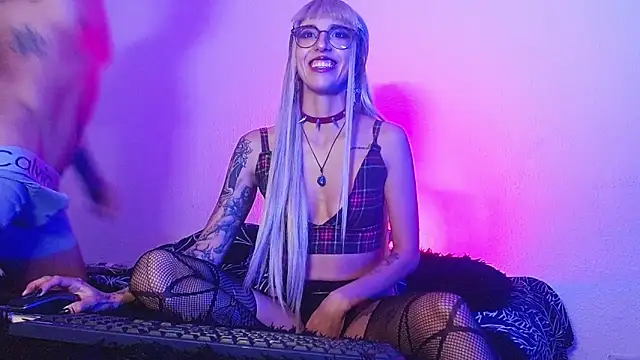 anhell 111 online show from November 18, 2025, 5:44 am