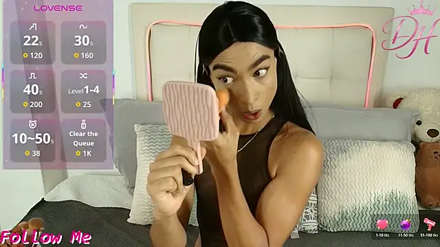 Snapshot of Daphne_Hills chatting on April 30, 2026, 5:42 pm Daphne Hills online show from April 30, 2026, 5:42 pm
