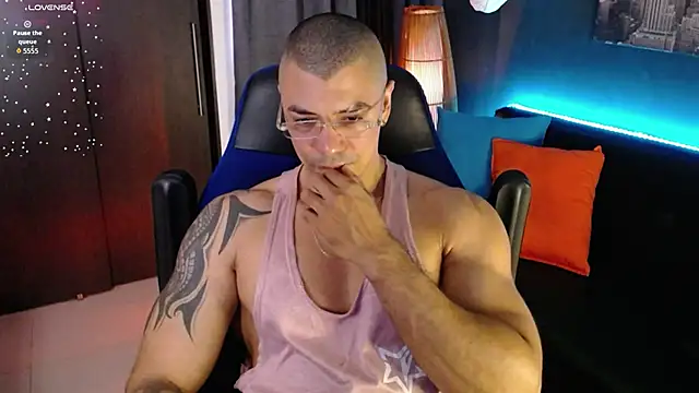 Zed ferrer online show from November 29, 2025, 10:10 pm