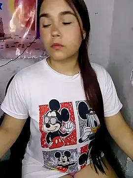 Girl Nasty Dirty online show from April 8, 2026, 2:35 am