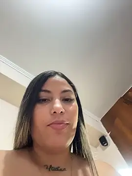 Snapshot of Anna_Bitch_Disgusting chatting on February 17, 2026, 8:11 am Anna Bitch Disgusting online show from February 17, 2026, 8:11 am