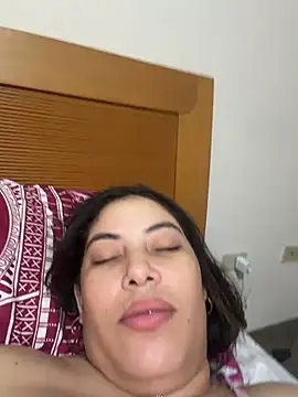 Snapshot of Anna_Bitch_Disgusting chatting on March 29, 2026, 1:24 pm Anna Bitch Disgusting online show from March 29, 2026, 1:24 pm