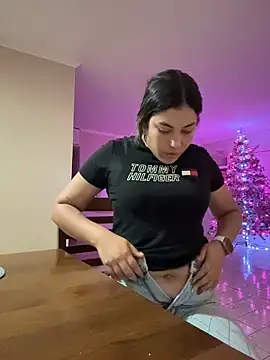 Anna Bitch Disgusting online show from November 18, 2025, 3:43 am