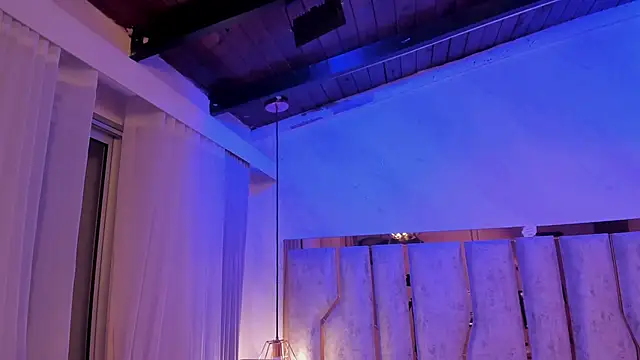 Snapshot of Caroline_palmerr chatting on February 2, 2026, 3:16 am Caroline palmerr online show from February 2, 2026, 3:16 am