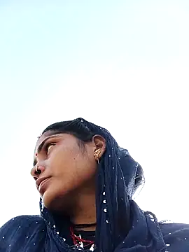 Pushpa hotty online show from February 10, 2026, 3:27 am