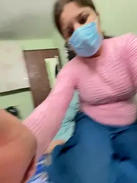 Snapshot of Cute_hotzara chatting on November 20, 2025, 4:46 am Cute hotzara online show from November 20, 2025, 4:46 am