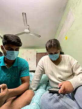 Snapshot of Cute_hotzara chatting on November 25, 2025, 4:35 am Cute hotzara online show from November 25, 2025, 4:35 am