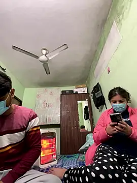 Snapshot of Cute_hotzara chatting on January 12, 2026, 5:03 am Cute hotzara online show from January 12, 2026, 5:03 am