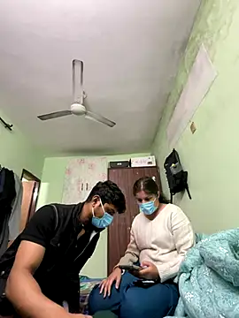 Snapshot of Cute_hotzara chatting on December 19, 2025, 5:00 am Cute hotzara online show from December 19, 2025, 5:00 am