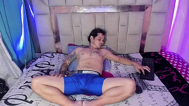 Snapshot of Sexybigjefffx chatting on November 16, 2025, 11:19 pm Sexybigjefffx online show from November 16, 2025, 11:19 pm