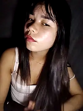 Snapshot of gugu0022 chatting on March 19, 2026, 10:43 pm gugu0022 online show from March 19, 2026, 10:43 pm