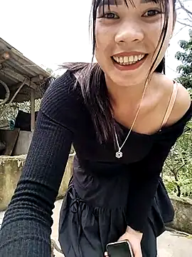 Snapshot of gugu0022 chatting on March 16, 2026, 5:44 am gugu0022 online show from March 16, 2026, 5:44 am