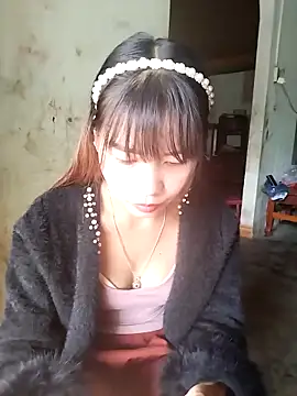 gugu0022 online show from December 3, 2025, 1:06 am