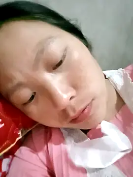 Snapshot of Micky_baby chatting on April 13, 2026, 5:33 am Micky baby online show from April 13, 2026, 5:33 am