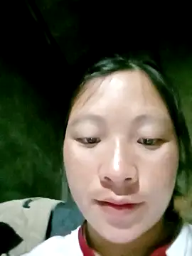 Snapshot of Micky_baby chatting on May 12, 2026, 4:24 pm Micky baby online show from May 12, 2026, 4:24 pm