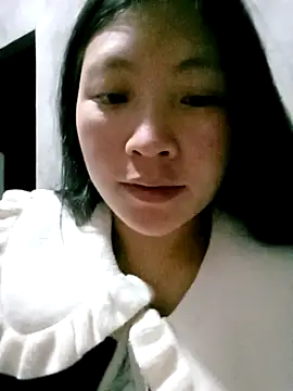 Snapshot of Micky_baby chatting on March 12, 2026, 2:32 pm Micky baby online show from March 12, 2026, 2:32 pm