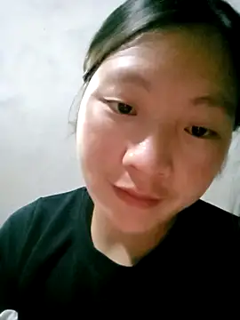 Snapshot of Micky_baby chatting on April 12, 2026, 3:37 pm Micky baby online show from April 12, 2026, 3:37 pm