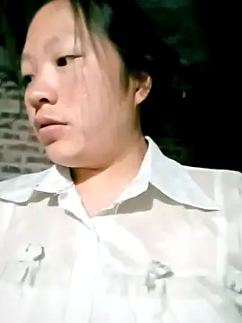 Snapshot of Micky_baby chatting on April 2, 2026, 3:41 pm Micky baby online show from April 2, 2026, 3:41 pm