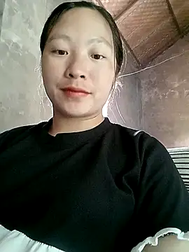 Snapshot of Micky_baby chatting on April 15, 2026, 5:13 am Micky baby online show from April 15, 2026, 5:13 am