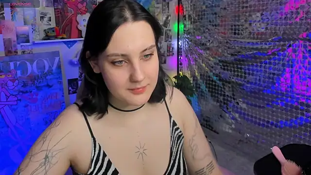 hey tessa online show from April 10, 2026, 6:37 pm