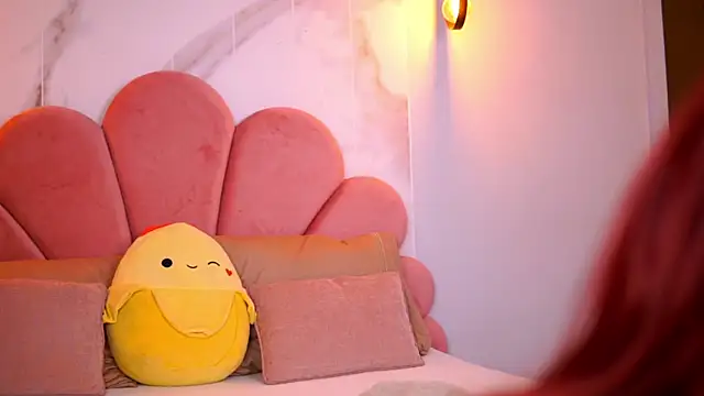 Snapshot of Scarlett_Veyra chatting on January 8, 2026, 7:03 am Scarlett Veyra online show from January 8, 2026, 7:03 am