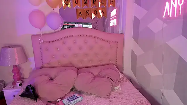 Snapshot of JacobRusso chatting on December 14, 2025, 9:53 pm JacobRusso online show from December 14, 2025, 9:53 pm