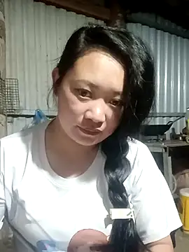 Snapshot of LyZii2k7 chatting on November 16, 2025, 3:28 pm LyZii2k7 online show from November 16, 2025, 3:28 pm