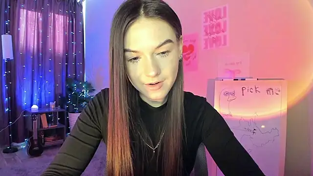 Snapshot of luna_lust_212 chatting on March 23, 2026, 4:23 am luna lust 212 online show from March 23, 2026, 4:23 am