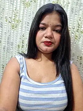 DIMPLE-GIRL88 online show from April 13, 2026, 8:35 pm