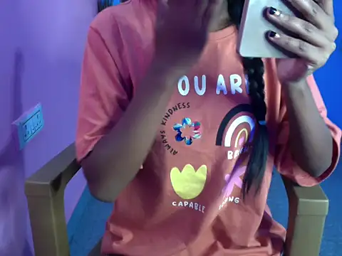 Snapshot of Riyya_00 chatting on November 25, 2025, 10:26 am Riyya 00 online show from November 25, 2025, 10:26 am